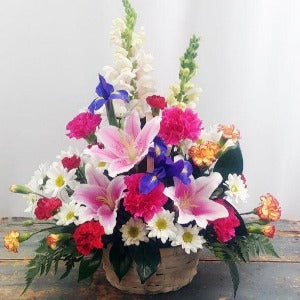 COLORFUL SURPRISE BASKET