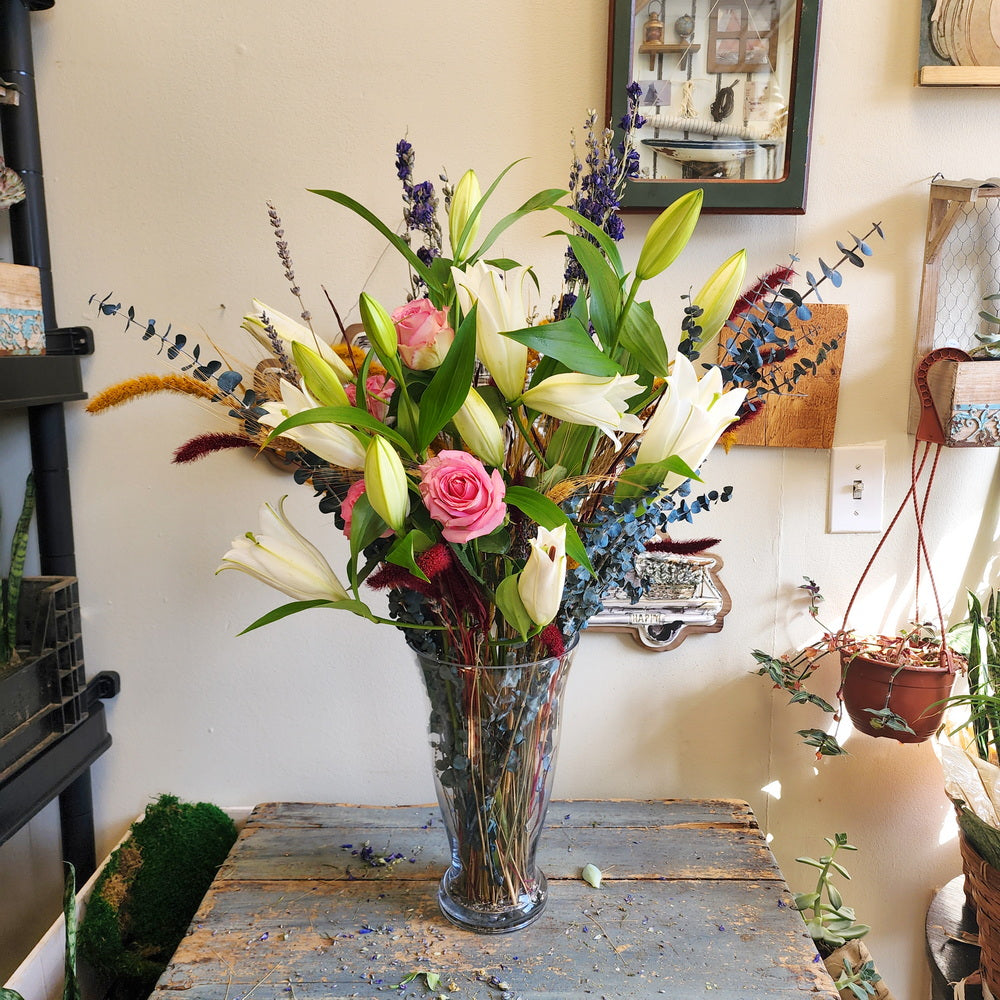Love Eternal HB-2 Bouquet(Long Lasting Dry & Fresh Flower Bouquet)