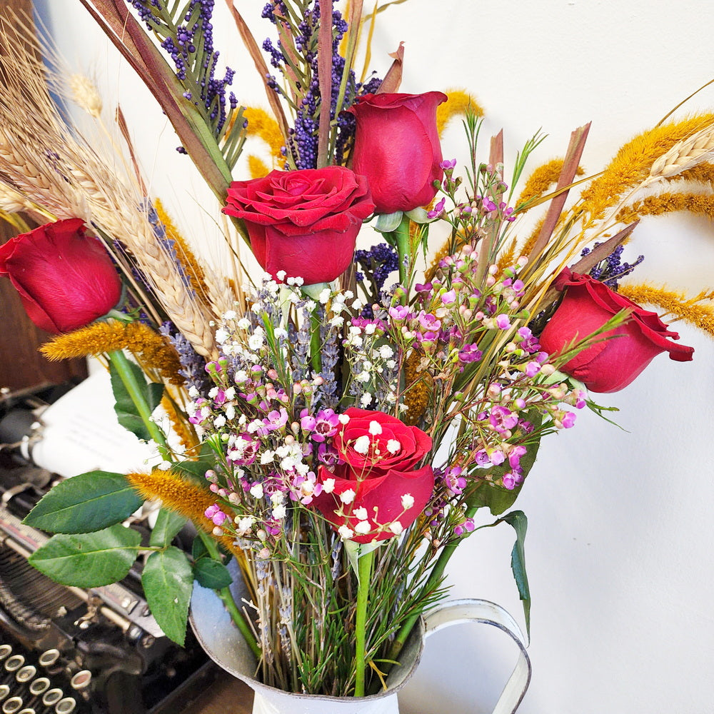 Love Eternal HB-1 Bouquet (Florist Design Dry & Fresh Flower Bouquet)