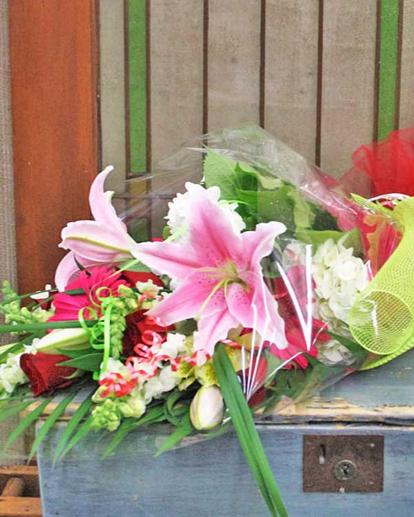 HAND TIED BOUQUET - JUST FOR YOU