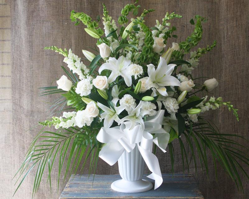 HEART-FELT FAREWELL BOUQUET