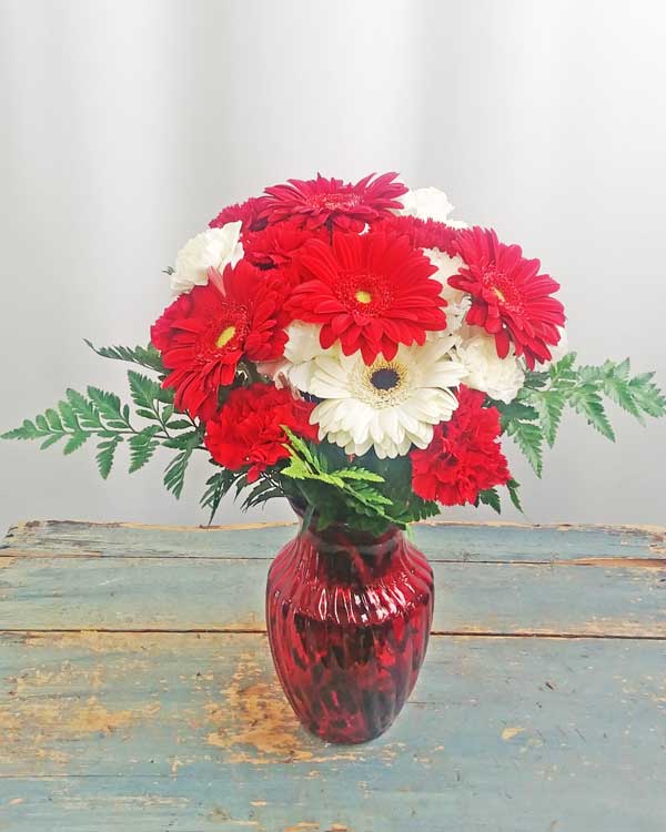 RED & WHITE BOUQUET