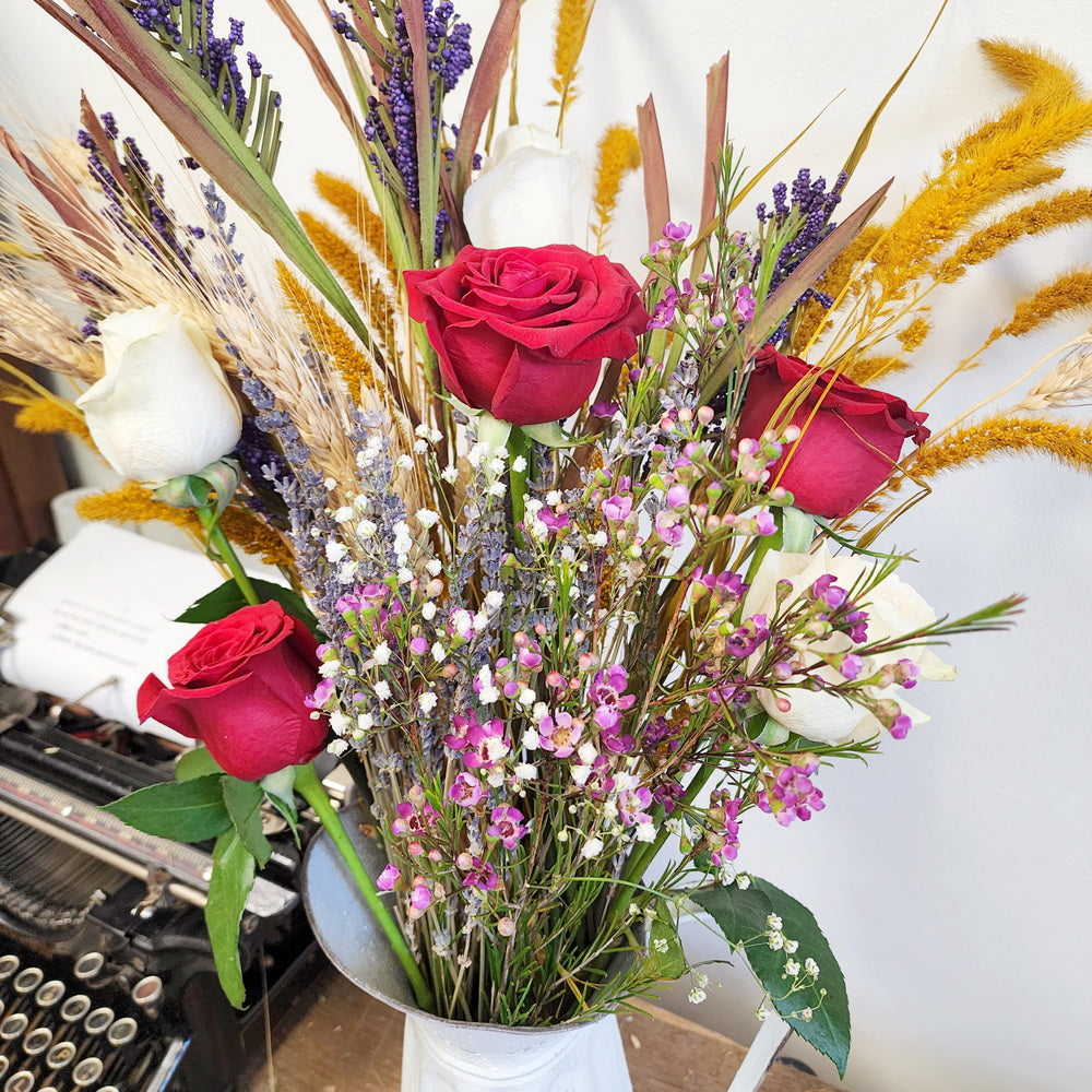 Love Eternal HB-1 Bouquet (Florist Design Dry & Fresh Flower Bouquet)