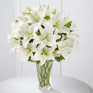 Bouquet - The Spirited Grace??Lily Bouquet J-B26-4389